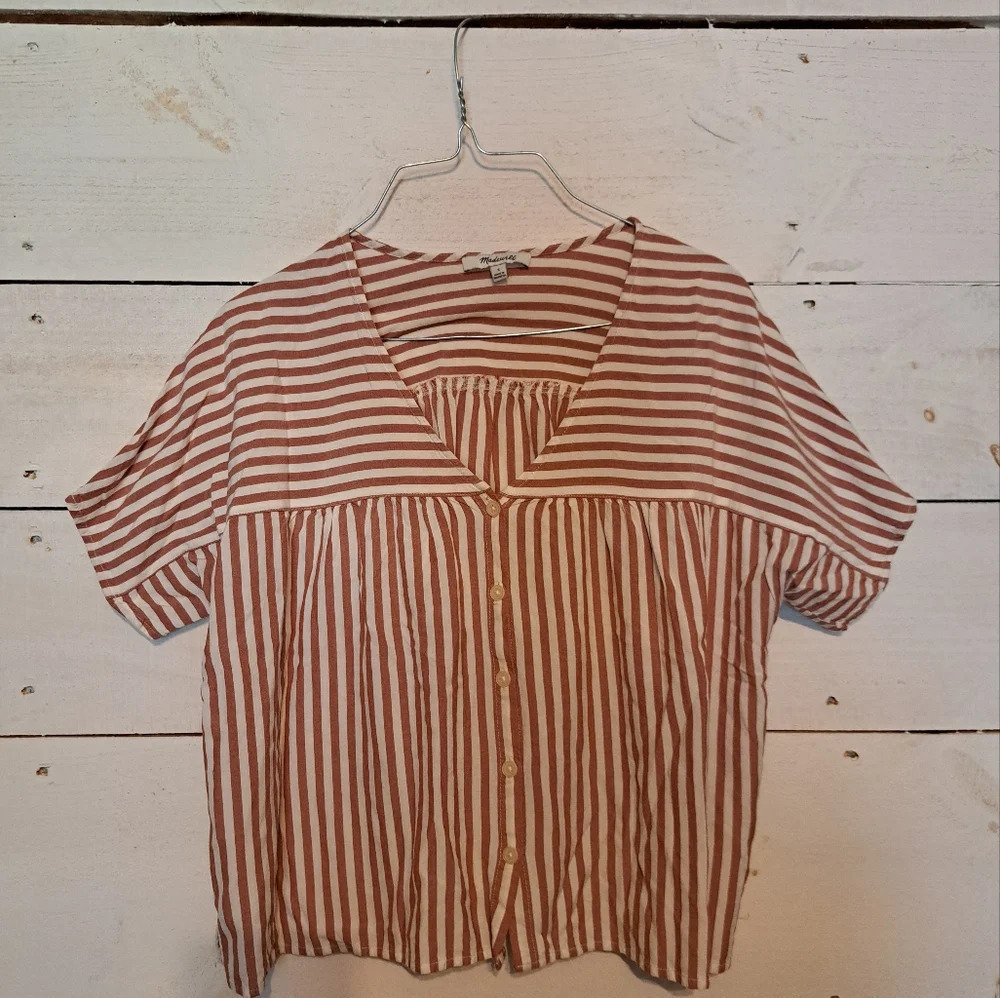 Madewell Rhyme Button-Front Top in Stripe Play. Size small - Picture 2 of 5